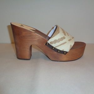 By Angels Size 9.5 FORMA SAVA 6013 Brown Sandals